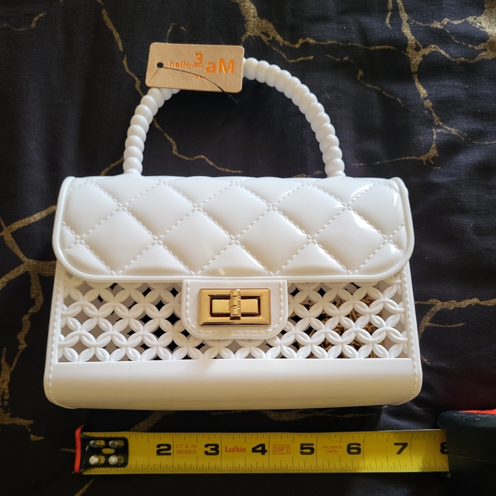 White mini purse (Plastic)